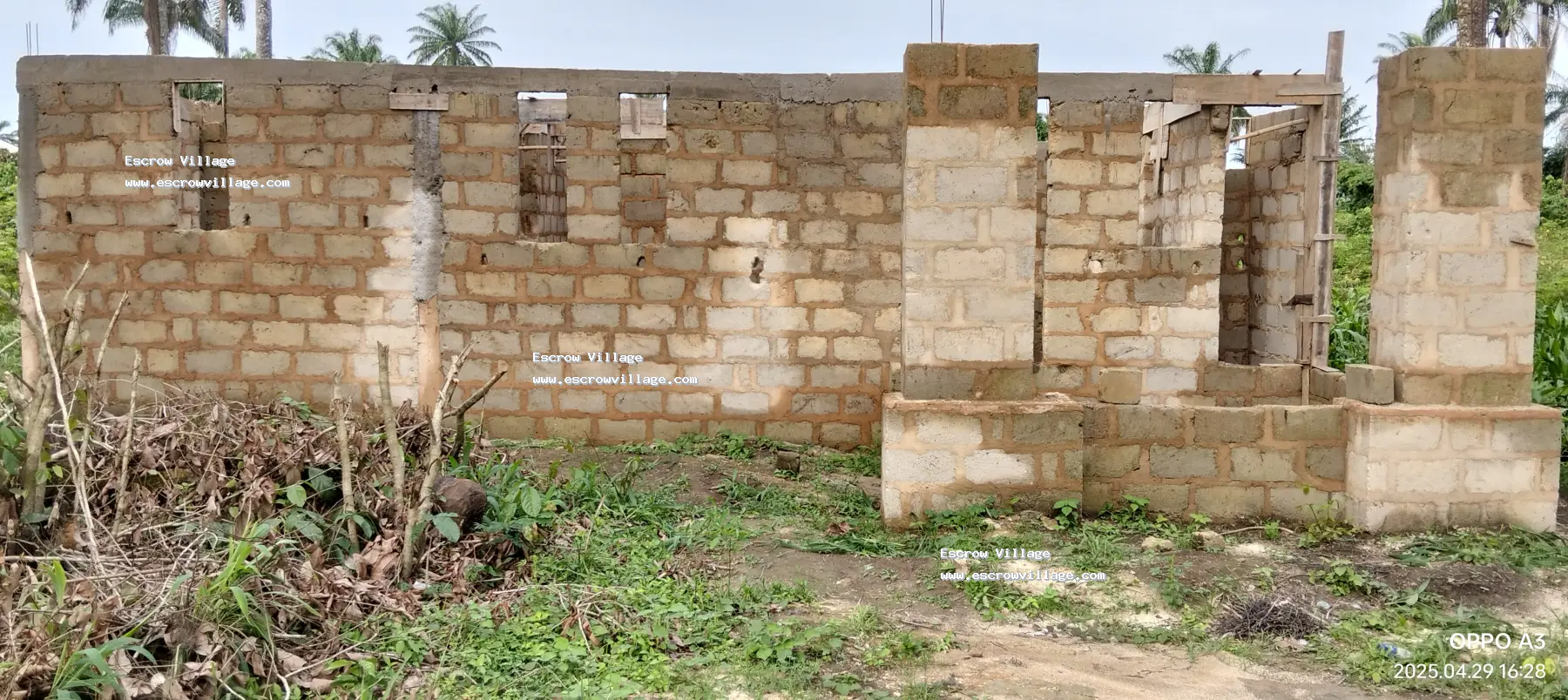 Uncompleted 3 bedroom bungalow